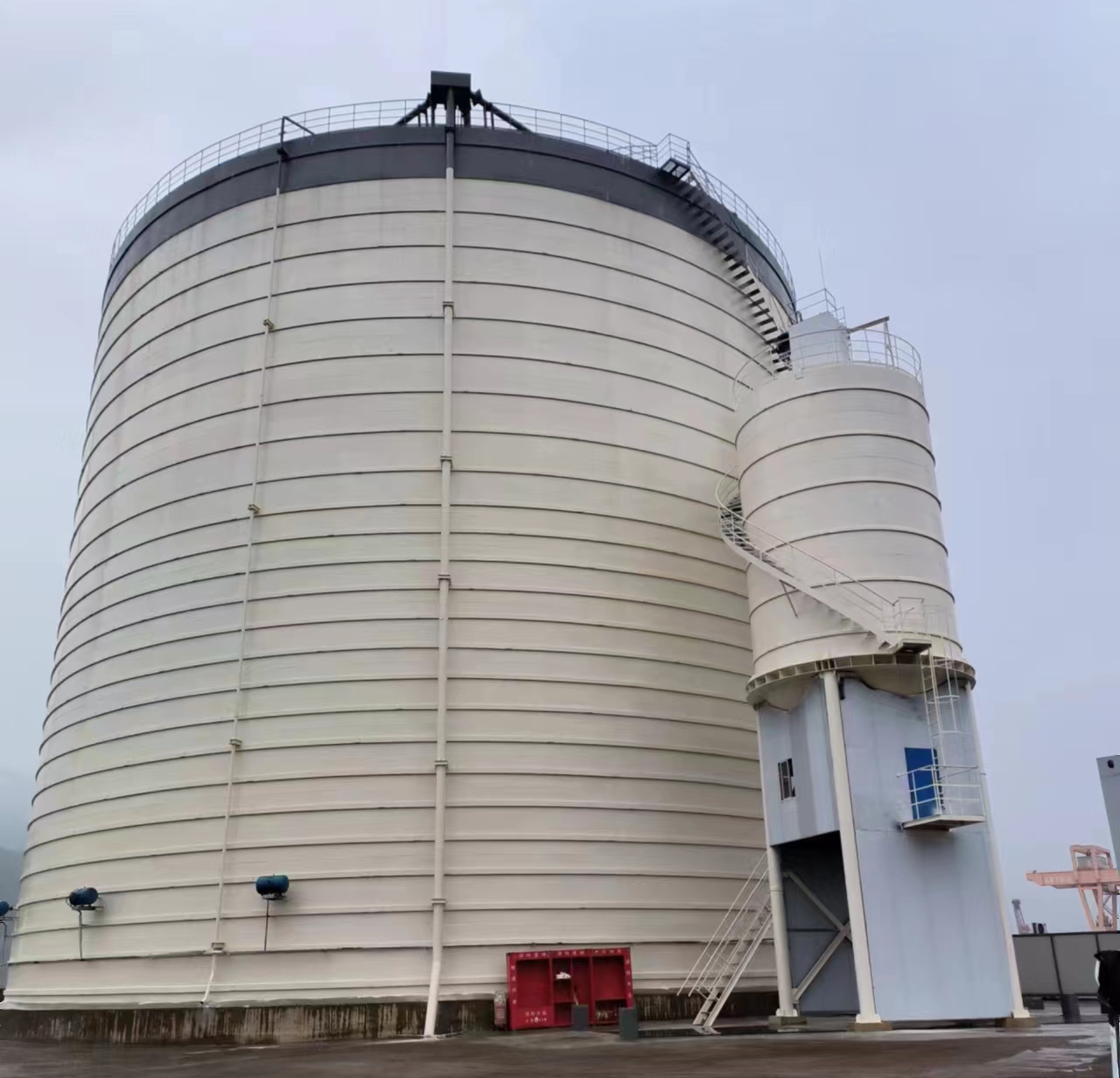 崖城镇10万吨水泥钢板库